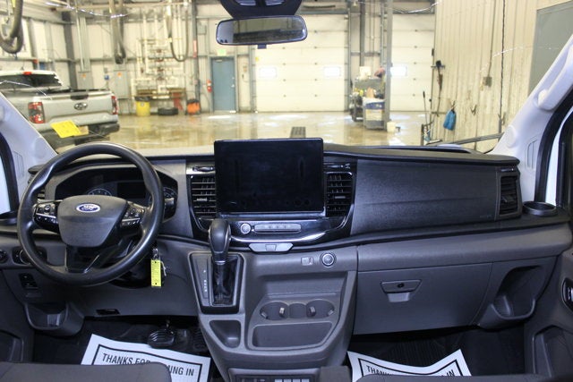 2023 Ford Transit Passenger Wagon XLT