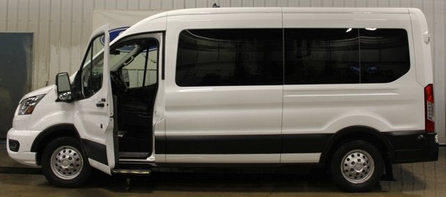 2023 Ford Transit Passenger Wagon XLT