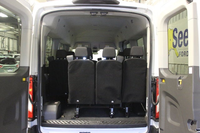 2023 Ford Transit Passenger Wagon XLT