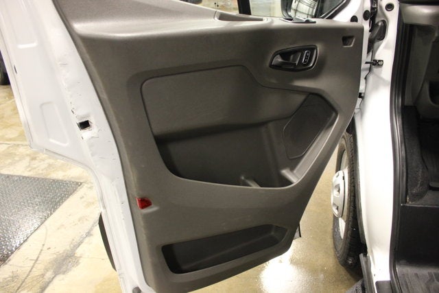 2023 Ford Transit Passenger Wagon XLT