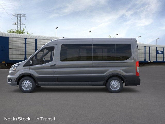 2025 Ford Transit Passenger Wagon XLT