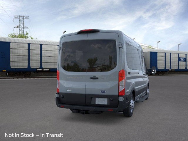 2025 Ford Transit Passenger Wagon XLT