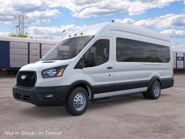 2026 Ford Transit Passenger Wagon XL