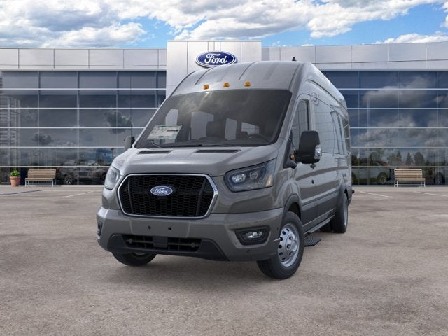 2026 Ford Transit Passenger Wagon XLT