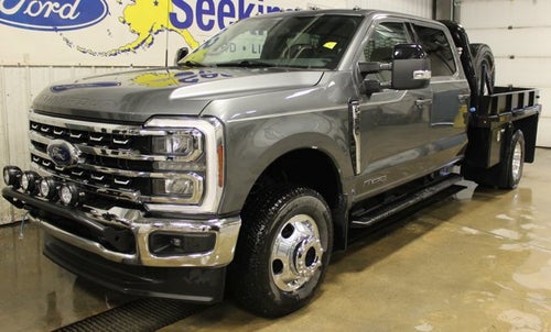 2024 Ford Super Duty F-350 DRW LARIAT
