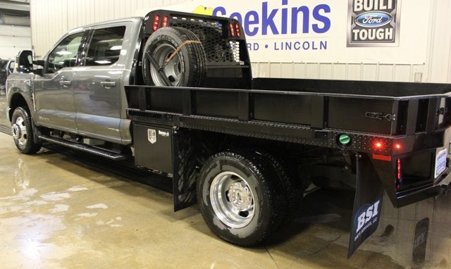 2024 Ford Super Duty F-350 DRW LARIAT