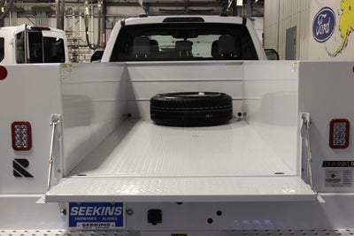 2024 Ford Super Duty F-350 SRW XL