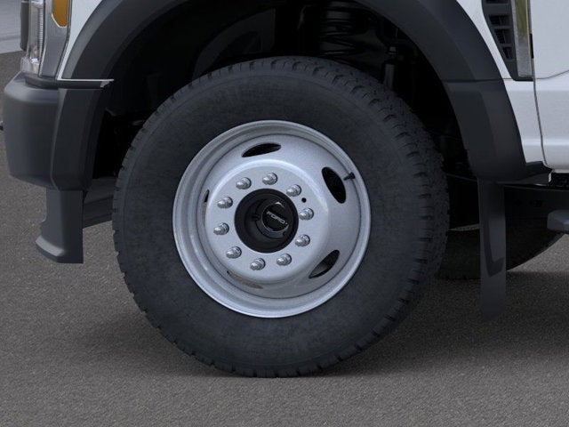 2025 Ford Super Duty F-550 DRW XL