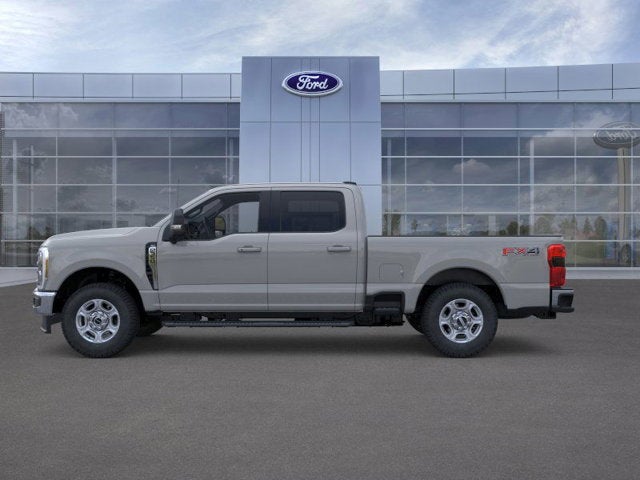 2026 Ford Super Duty F-350 SRW XLT