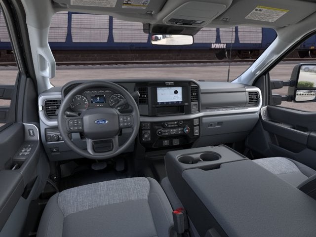 2026 Ford Super Duty F-350 SRW XLT