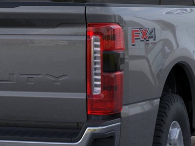 2026 Ford Super Duty F-350 SRW XLT
