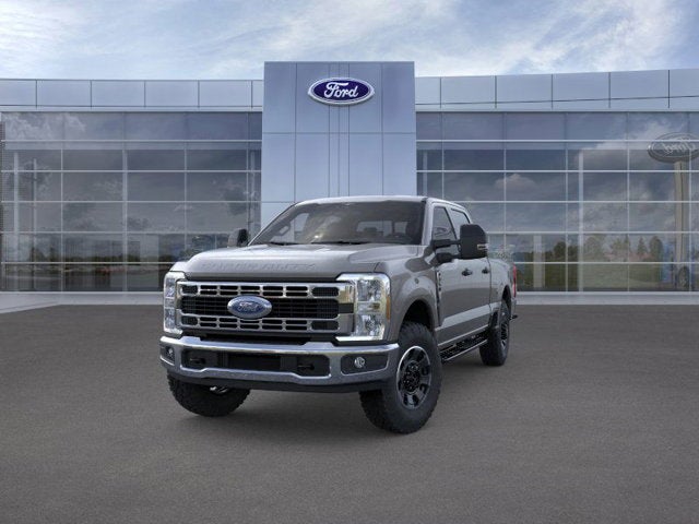 2026 Ford Super Duty F-350 SRW XLT