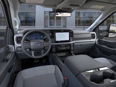 2025 Ford Super Duty F-350 SRW XLT