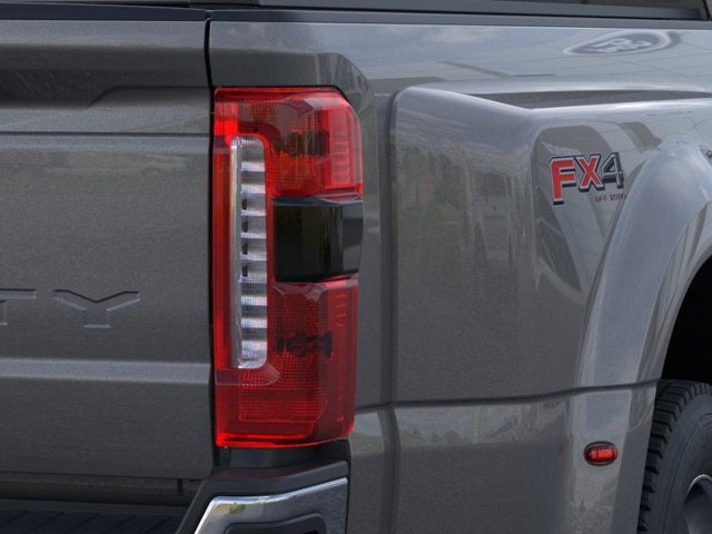 2026 Ford Super Duty F-450 DRW XLT