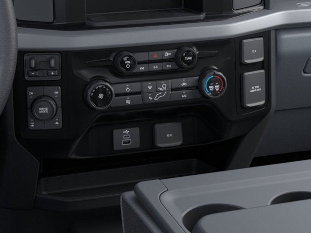 2026 Ford Super Duty F-350 SRW XLT