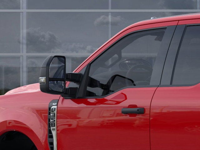 2026 Ford Super Duty F-350 SRW XLT