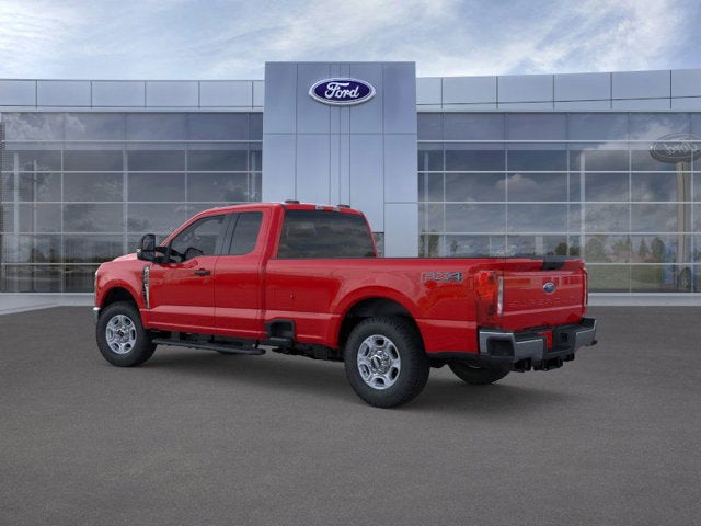 2026 Ford Super Duty F-350 SRW XLT