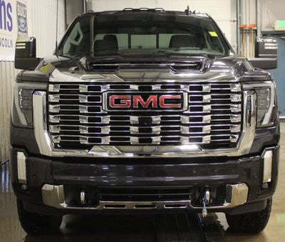 2025 GMC Sierra 3500HD Denali