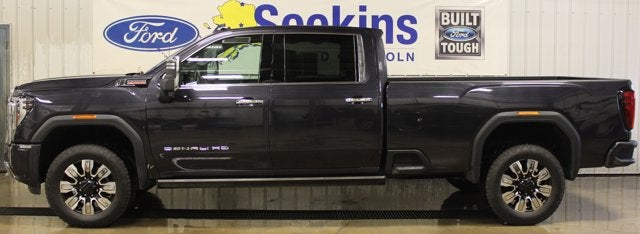 2025 GMC Sierra 3500HD Denali