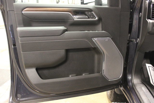 2025 GMC Sierra 3500HD Denali