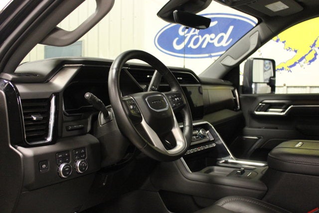 2025 GMC Sierra 3500HD Denali