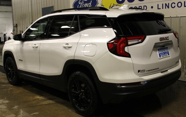 2023 GMC Terrain AT4