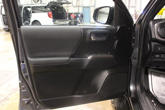 2022 Toyota Tacoma 4WD TRD Off Road