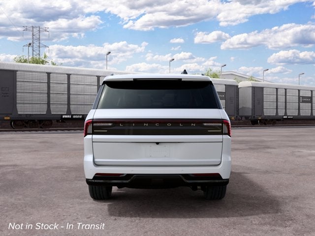 2027 Lincoln Navigator L Reserve