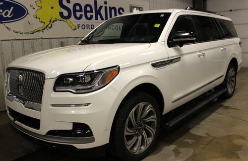 2023 Lincoln Navigator L Reserve