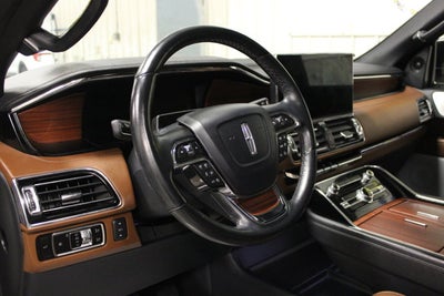 2023 Lincoln Navigator L Reserve