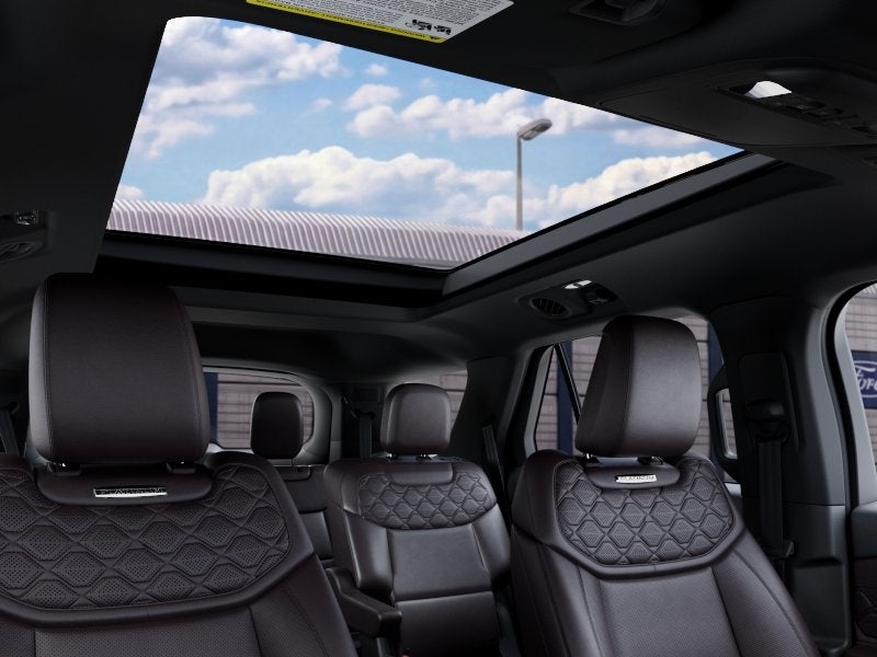 2027 Ford Explorer 4-Door 4DR 4WD PLTNM