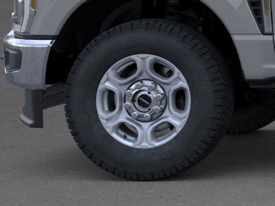 2026 Ford Super Duty F-350® XLT