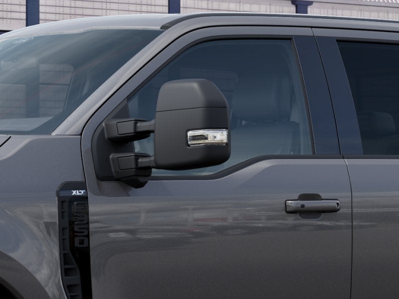 2027 Ford Super Duty F-350® XLT