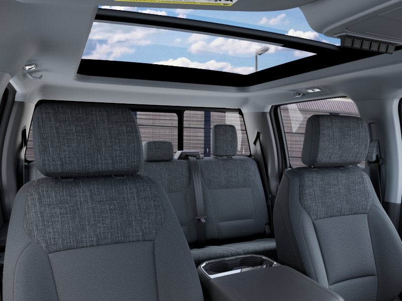 2027 Ford Super Duty F-350® XLT