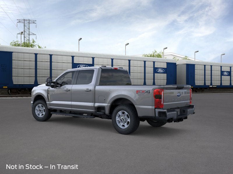 2026 Ford Super Duty F-350® XLT