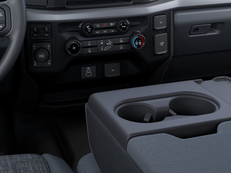 2027 Ford Super Duty F-350® XLT