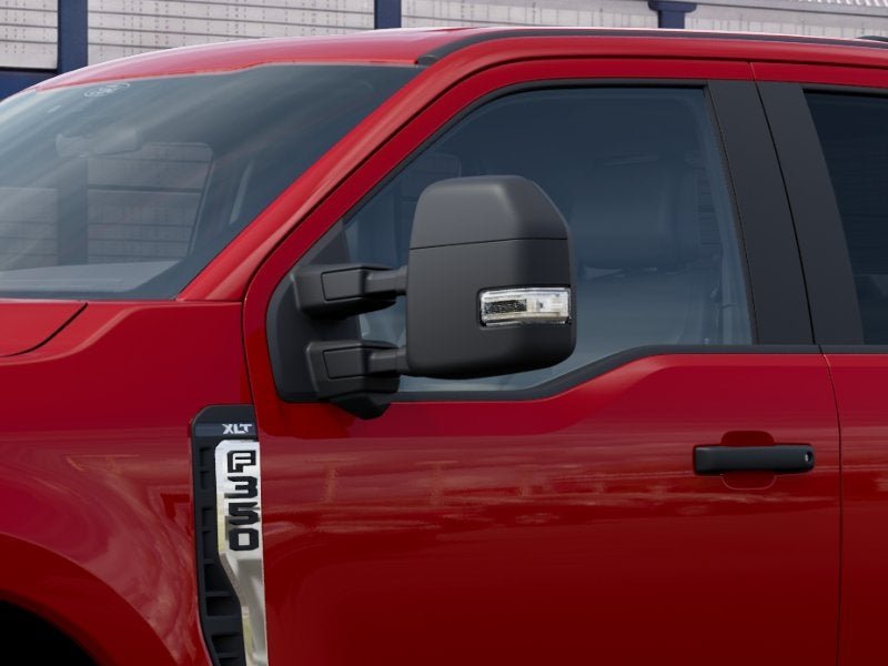 2027 Ford Super Duty F-350® XLT
