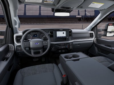 2027 Ford Super Duty F-350® XLT