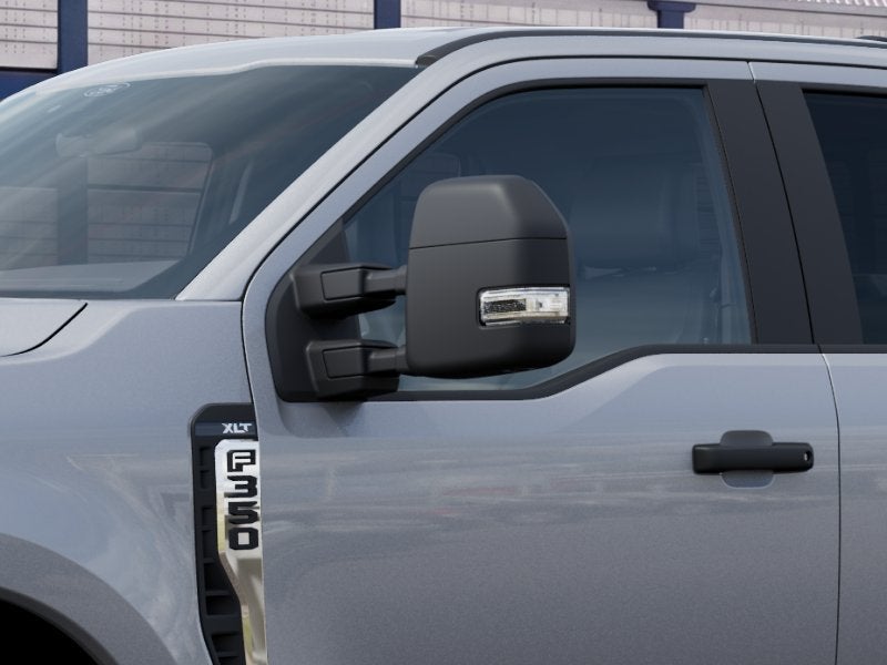 2027 Ford Super Duty F-350® XLT