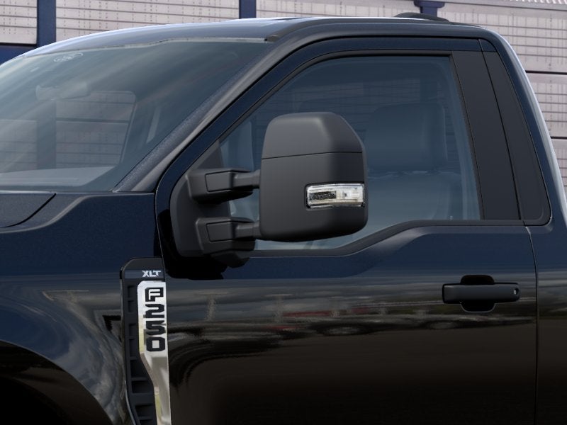 2027 Ford Super Duty F-250® XLT